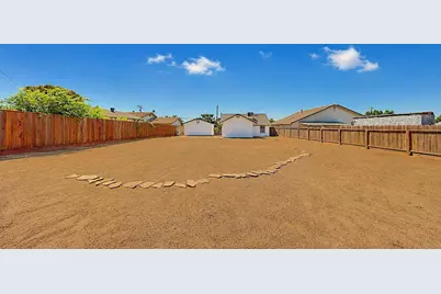 13361 Bentley Street, Waterford, CA 95386 - Photo 34
