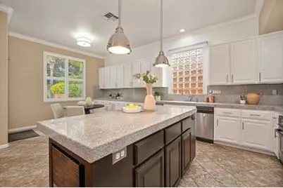 1944 San Esteban, Roseville, CA 95747 - Photo 8