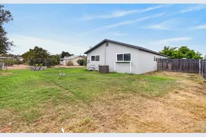 7246 Elder Street, Rio Linda, CA 95673 - Photo 30