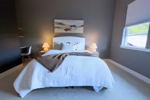7010 Pinehaven Rd, Oakland, CA 94611 - Photo 50