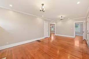 1050 37th St, Sacramento, CA 95816 - Photo 26