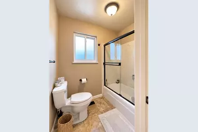 357 N Lincoln Way, Galt, CA 95632 - Photo 10