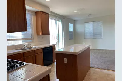 232 Lazy Ridge Avenue, Lathrop, CA 95330 - Photo 6
