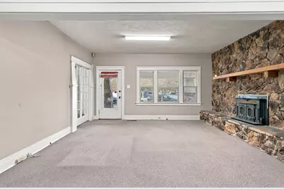 136 S 1st. Avenue, Oakdale, CA 95361 - Photo 8