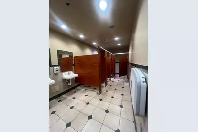1425 H Street, Oakdale, CA 95361 - Photo 6
