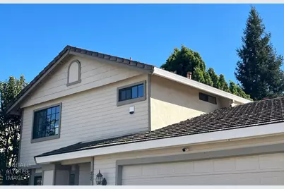 2202 Lejano Way, Sacramento, CA 95833 - Photo 2