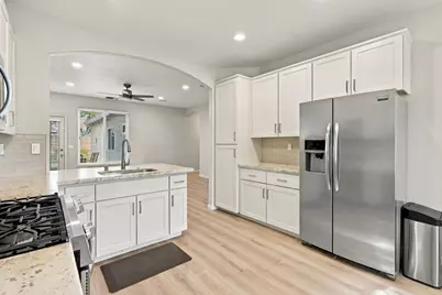 2056 Milan Way, Roseville, CA 95678 - Photo 12