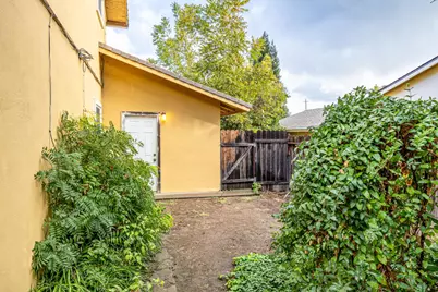 4852 N Rockland Way, Fair Oaks, CA 95628 - Photo 6