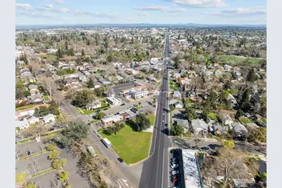 705 Oak Street, Roseville, CA 95678 - Photo 12