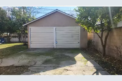 718 E Clinton Avenue, Fresno, CA 93704 - Photo 18