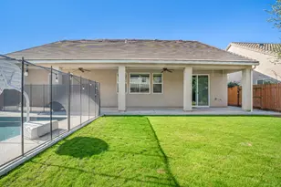 1345 N Kaweah Ave, Clovis, CA 93619 - Photo 40