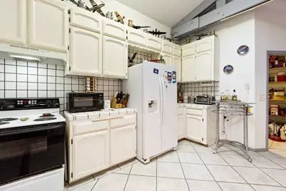 922 Van Ness Avenue, Fresno, CA 93721 - Photo 8