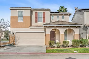 4626 W Javier Way, Fresno, CA 93722 - Photo 2