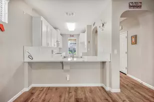 4626 W Javier Way, Fresno, CA 93722 - Photo 6