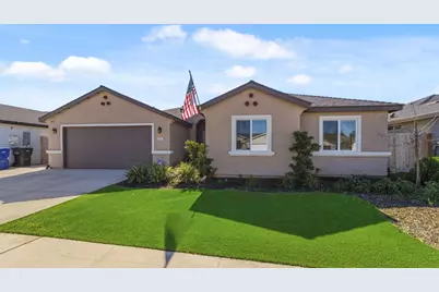 2131 W Ambassador Way, Hanford, CA 93230 - Photo 2