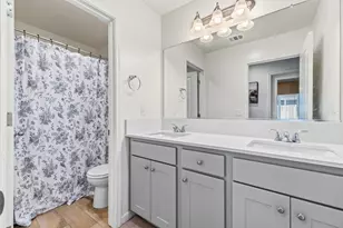 2131 W Ambassador Wy, Hanford, CA 93230 - Photo 22