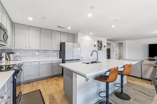 2131 W Ambassador Wy, Hanford, CA 93230 - Photo 12