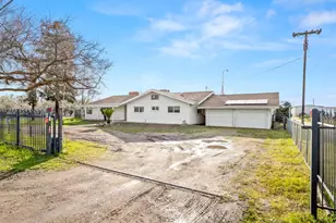 4847 S Greenwood Ave, Del Rey, CA 93616 - Photo 2