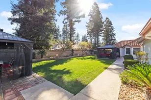 4943 W Minarets Ave, Fresno, CA 93722 - Photo 36