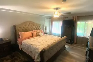 4574 E Illinois Ave, Fresno, CA 93702 - Photo 12