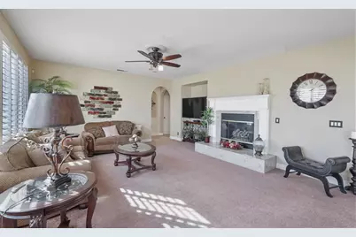 9470 Hillsborough Way, Chowchilla, CA 93610 - Photo 12