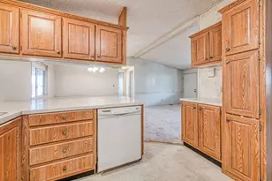 1551 6th Ave Dr, Kingsburg, CA 93631 - Photo 12