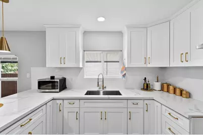 105 W Herndon Avenue #SPC64, Pinedale, CA 93650 - Photo 12