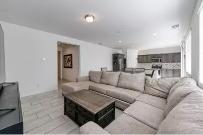 6137 W Richert Avenue, Fresno, CA 93723 - Photo 4