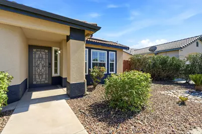 702 Montecito Court, Lemoore, CA 93245 - Photo 6