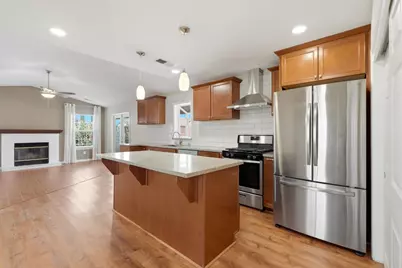 702 Montecito Court, Lemoore, CA 93245 - Photo 18