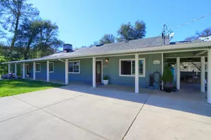 4421 Scrubby Oak Dr, Mariposa, CA 95338 - Photo 1