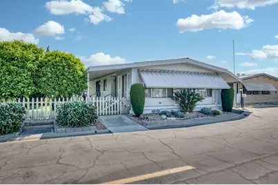 1701 Dinuba Avenue #40, Selma, CA 93662 - Photo 2
