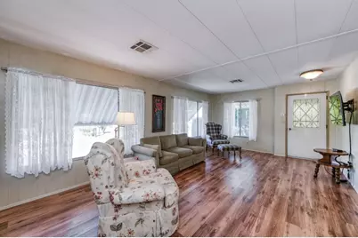 1701 Dinuba Avenue #40, Selma, CA 93662 - Photo 10