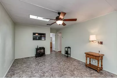 1701 Dinuba Avenue #40, Selma, CA 93662 - Photo 16