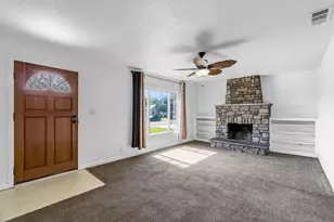 4033 E Brentwood Ave, Fresno, CA 93703 - Photo 6