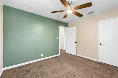 4033 E Brentwood Avenue, Fresno, CA 93703 - Photo 20