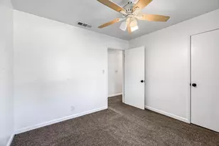 4033 E Brentwood Ave, Fresno, CA 93703 - Photo 14