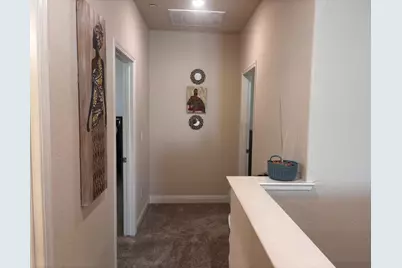 1614 N Barcus Avenue, Fresno, CA 93722 - Photo 22