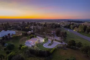 12235 N Willow Ave, Clovis, CA 93619 - Photo 2