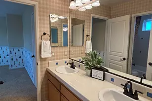 5586 E Atchison St, Fresno, CA 93727 - Photo 36