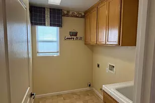 5586 E Atchison St, Fresno, CA 93727 - Photo 30
