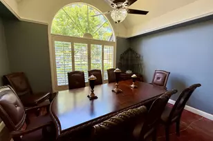 2555 W Bluff Ave, Fresno, CA 93711 - Photo 10