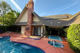 2555 W Bluff Ave, Fresno, CA 93711 - Photo 46