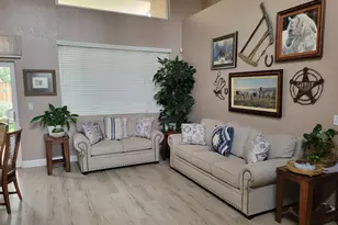 5919 W Chennault Ave, Fresno, CA 93722 - Photo 8