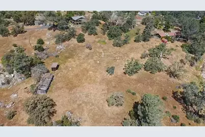 1379 Lilley Mountain Dr, Coarsegold, CA 93614 - Photo 24
