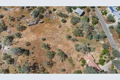 1379 Lilley Mountain Dr, Coarsegold, CA 93614 - Photo 20