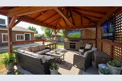 1014 W Andrews Avenue, Fresno, CA 93705 - Photo 12