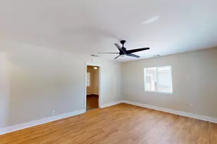 1014 W Andrews Ave, Fresno, CA 93705 - Photo 2
