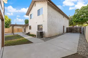 3392 N Forestiere Ave, Fresno, CA 93722 - Photo 44