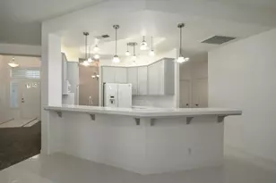 512 W Fallbrook Ave, Clovis, CA 93611 - Photo 12